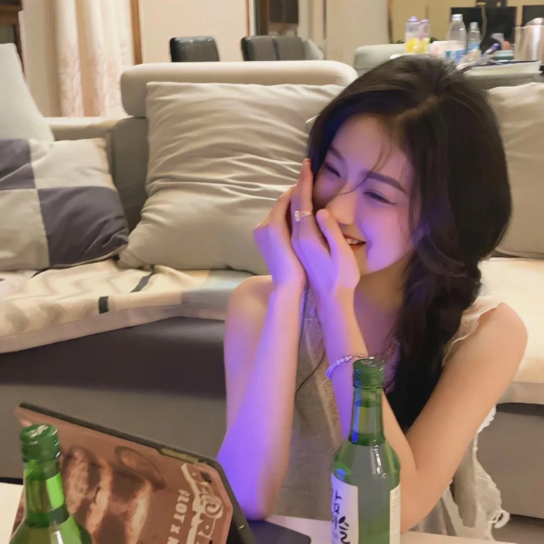 金爪女郎